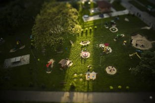 (疯狂粉碎方块游戏视频)疯狂粉碎方块游戏，游戏内容、分析及常见问题解答